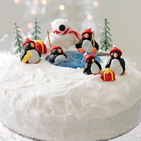 Christmas cake decoration: penguins and a polar bear ...